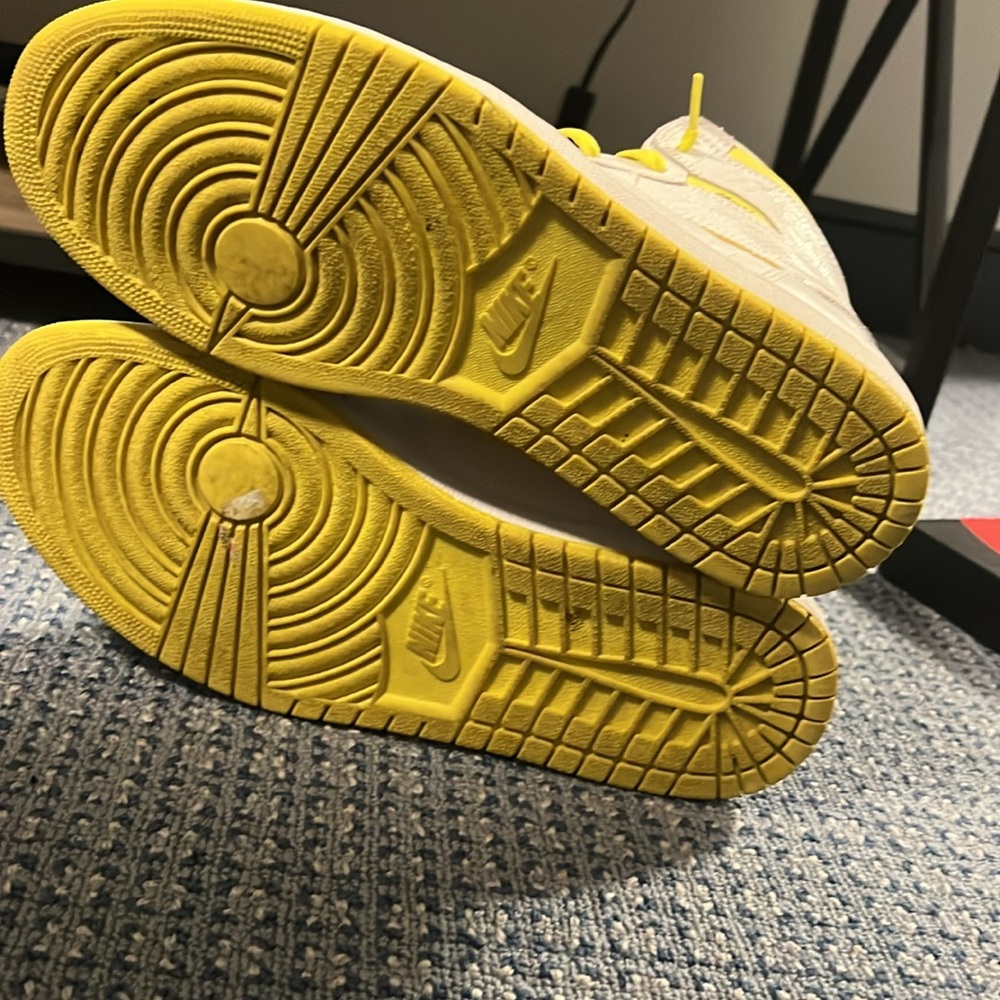 AIR JORDAN 1 RETRO HIGH OG - FIRST CLASS - Picture 7 of 8